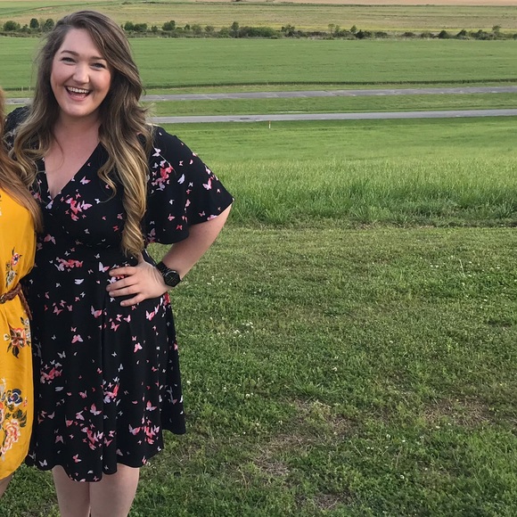 Butterfly Print Torrid Dress - Picture 6 of 6